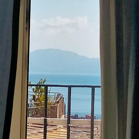 La Casa Del Sole Leilighet Napoli Eksteriør bilde