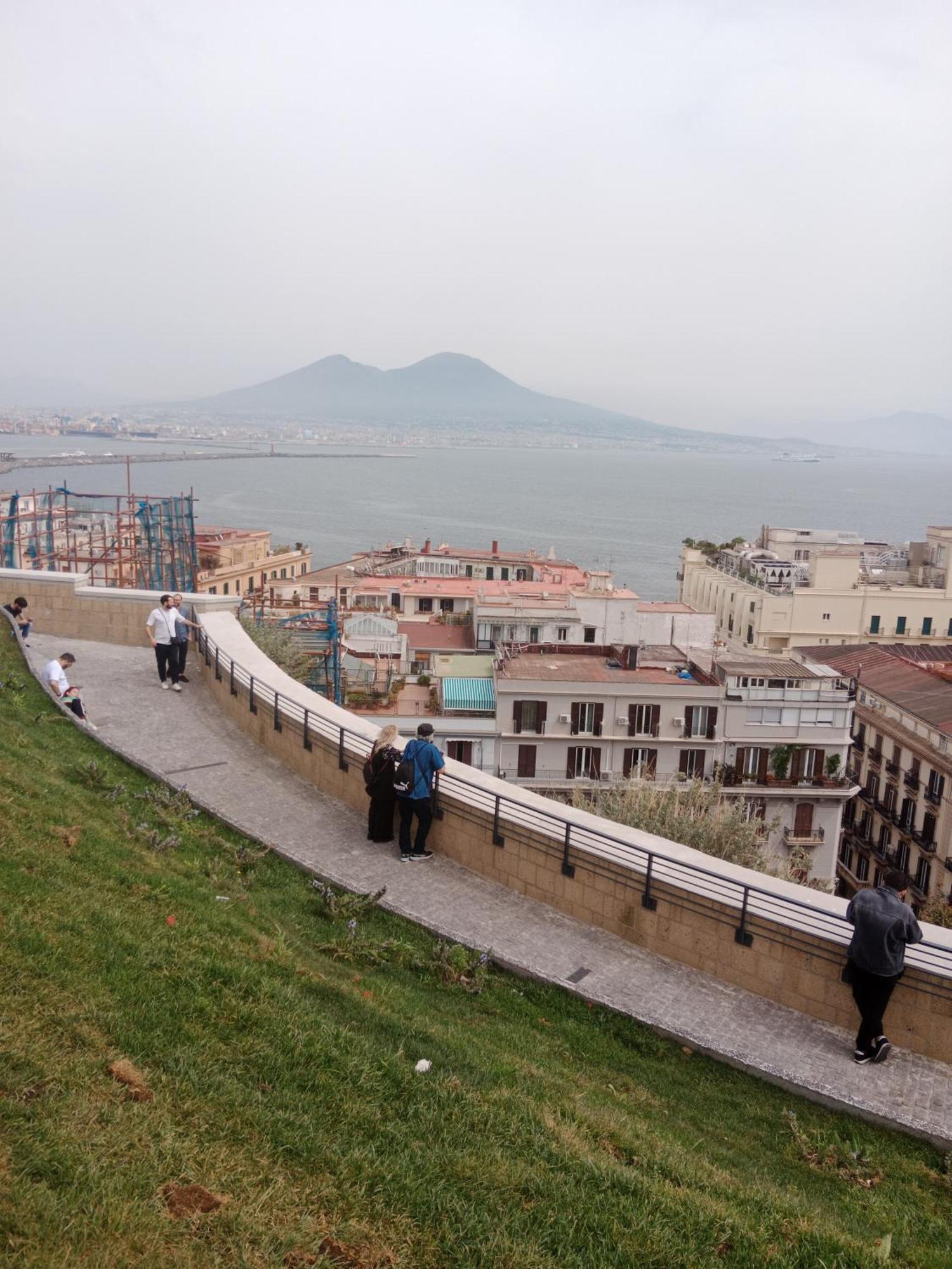 La Casa Del Sole Leilighet Napoli Eksteriør bilde